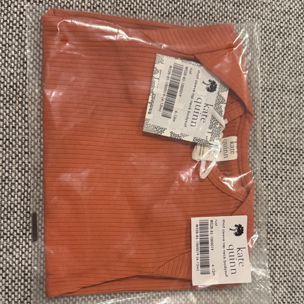 kate quinn infant Ribbed Crewneck Sweater — Rust